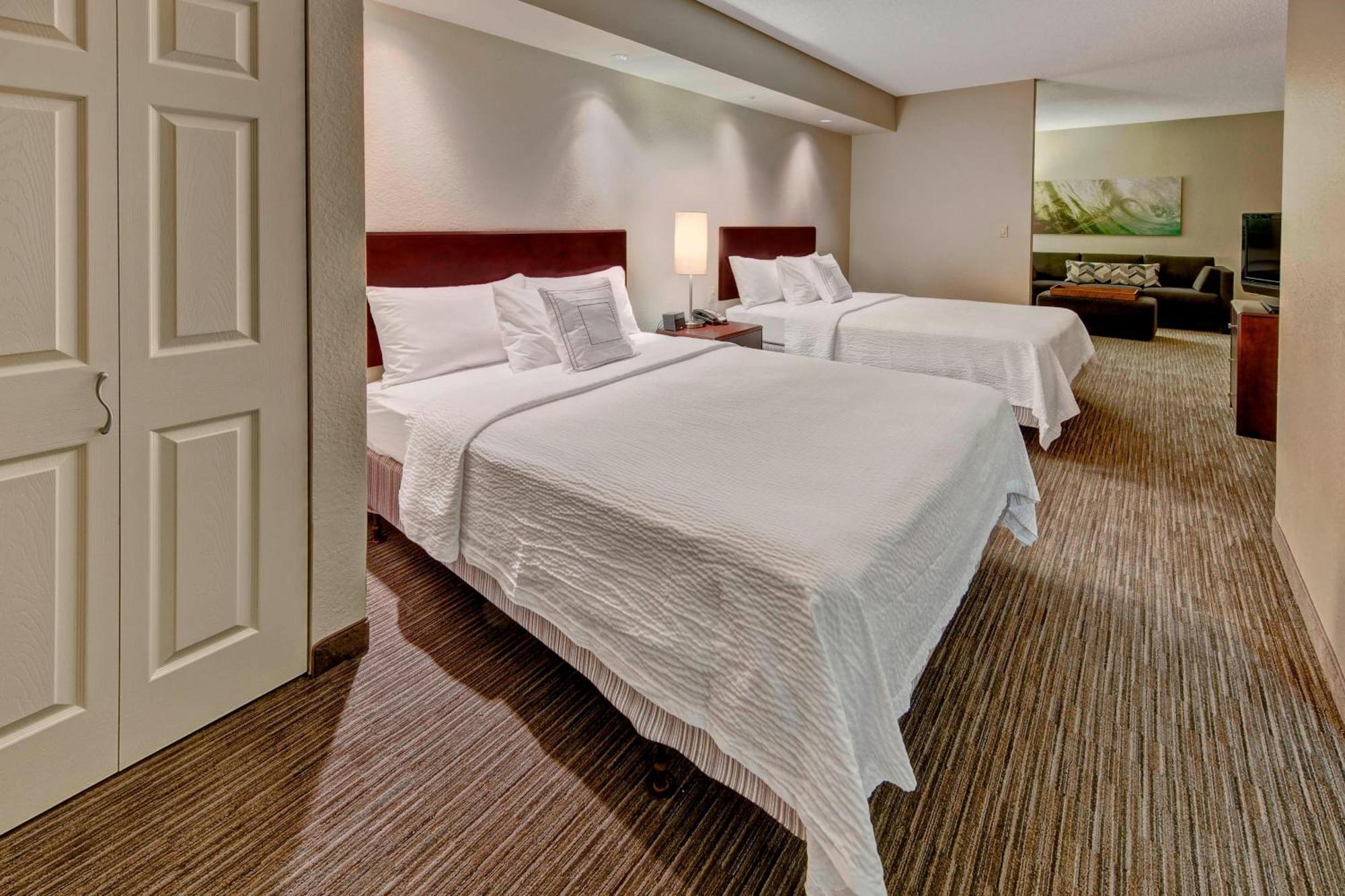 Golden Gate Springhill Suites By Marriott Naples מראה חיצוני תמונה